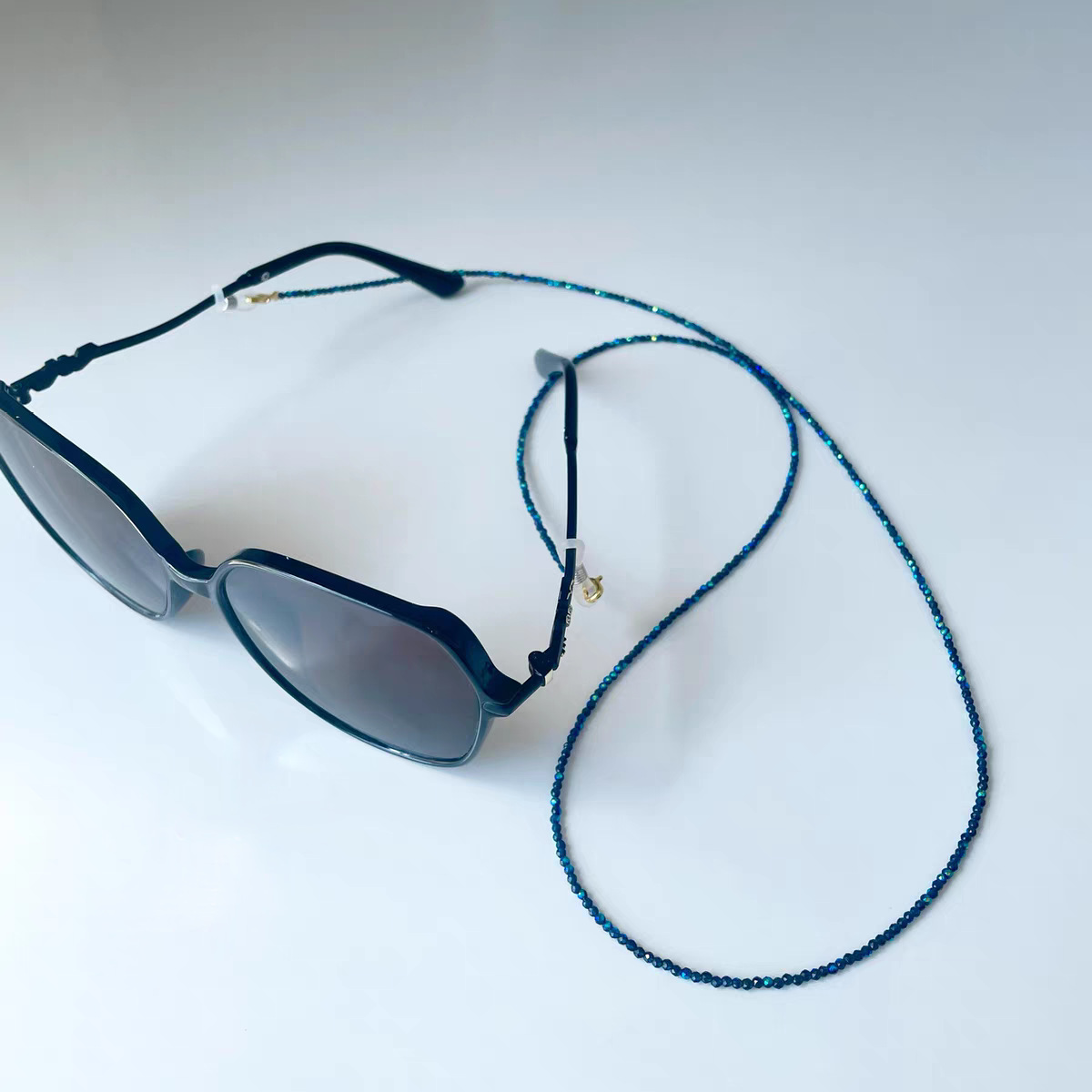 眼鏡チェーン スパークリングブルージルコンビーズ付き紛失防止 - Mask Chain Holder のレビューと価格